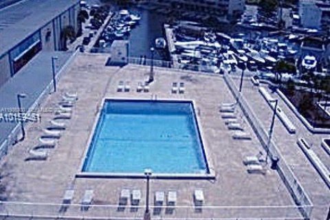 Copropriété à vendre à North Miami, Floride: 2 chambres, 97.55 m2 № 2088443 - photo 24