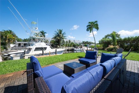 Villa ou maison à vendre à Fort Lauderdale, Floride: 3 chambres, 98.01 m2 № 2422508 - photo 25