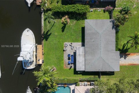 Villa ou maison à vendre à Fort Lauderdale, Floride: 3 chambres, 98.01 m2 № 2422508 - photo 2