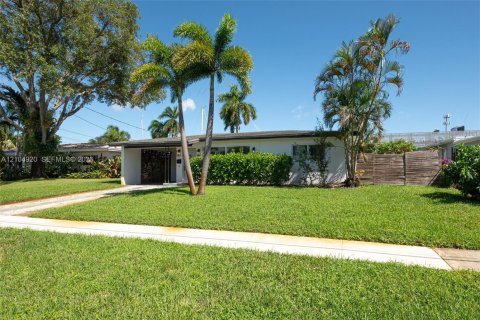 Villa ou maison à vendre à Fort Lauderdale, Floride: 3 chambres, 98.01 m2 № 2422508 - photo 3