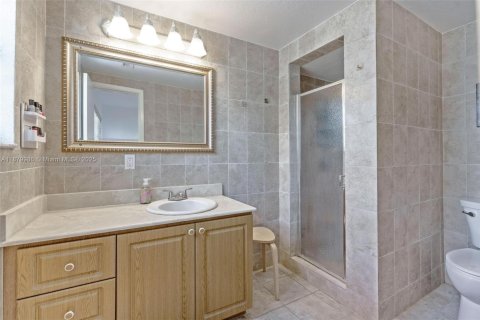 Condominio en alquiler en Bay Harbor Islands, Florida, 2 dormitorios, 101.45 m2 № 1922057 - foto 8