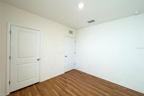 Casa en alquiler en Zephyrhills, Florida, 3 dormitorios, 147.16 m2 № 2150127 - foto 30
