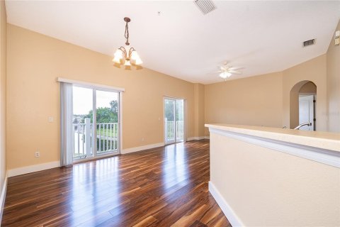 Touwnhouse à louer à Orlando, Floride: 2 chambres, 121.24 m2 № 2111542 - photo 5
