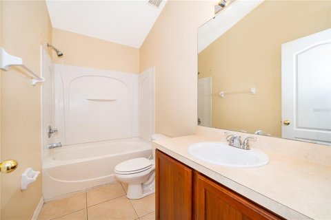 Touwnhouse à louer à Orlando, Floride: 2 chambres, 121.24 m2 № 2111542 - photo 16