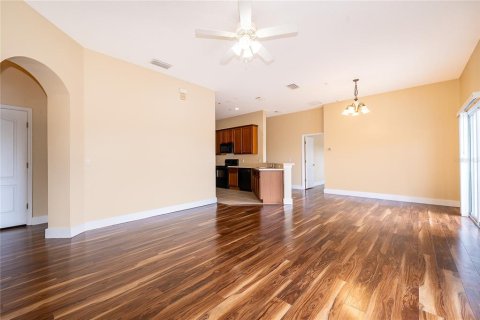 Touwnhouse à louer à Orlando, Floride: 2 chambres, 121.24 m2 № 2111542 - photo 7