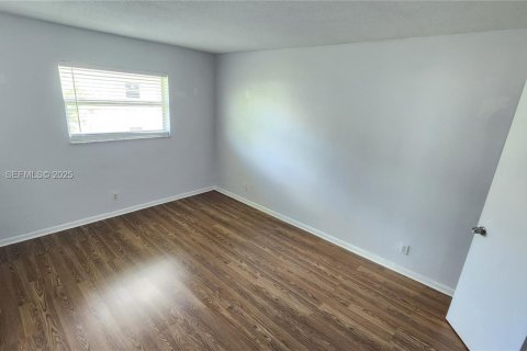 Copropriété à louer à Coral Springs, Floride: 2 chambres № 1993409 - photo 16