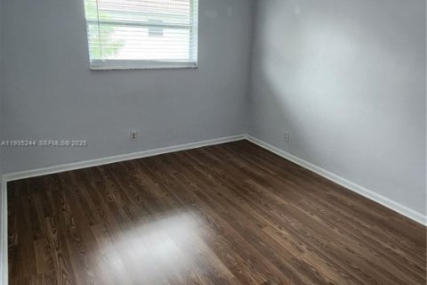 Copropriété à louer à Coral Springs, Floride: 2 chambres № 1993409 - photo 9