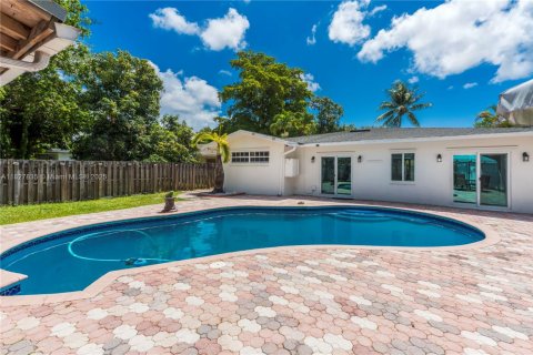 House in Dania Beach, Florida 4 bedrooms, 177.07 sq.m. № 1799327 - photo 29
