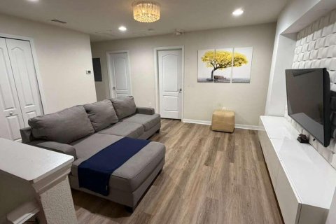 Townhouse in Kissimmee, Florida 4 bedrooms, 195.28 sq.m. № 2146619 - photo 8