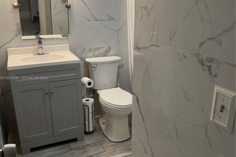 Condominio en venta en Miami, Florida, 2 dormitorios, 110.93 m2 № 1982089 - foto 5