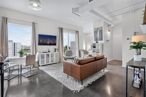Condo à Miami, Floride, 1 chambre  № 2343879