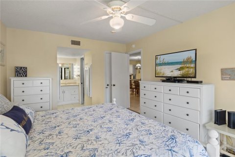 Condominio en venta en Holmes Beach, Florida, 2 dormitorios, 114.83 m2 № 2234472 - foto 19