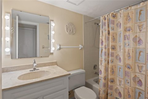 Condominio en venta en Holmes Beach, Florida, 2 dormitorios, 114.83 m2 № 2234472 - foto 23