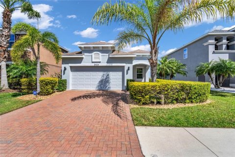 Villa ou maison à louer à Sarasota, Floride: 3 chambres, 146.79 m2 № 2148733 - photo 2