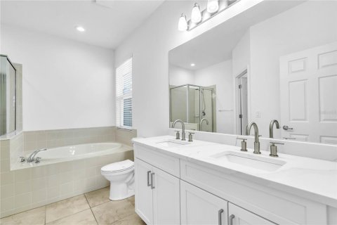 Villa ou maison à louer à Sarasota, Floride: 3 chambres, 146.79 m2 № 2148733 - photo 27
