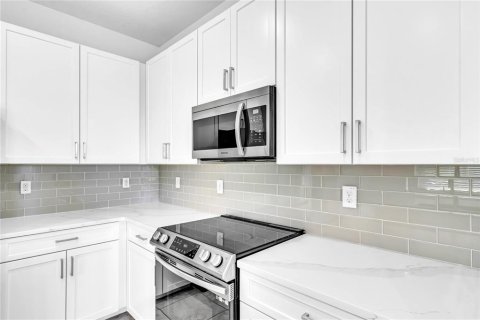 Villa ou maison à louer à Sarasota, Floride: 3 chambres, 146.79 m2 № 2148733 - photo 16