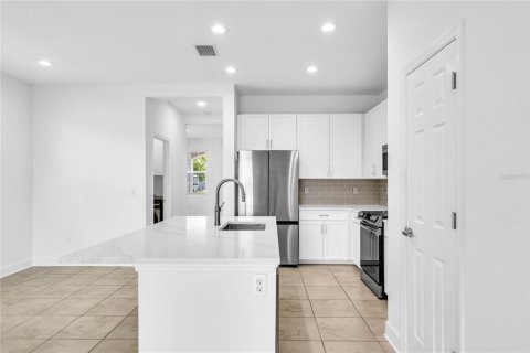 Villa ou maison à louer à Sarasota, Floride: 3 chambres, 146.79 m2 № 2148733 - photo 15