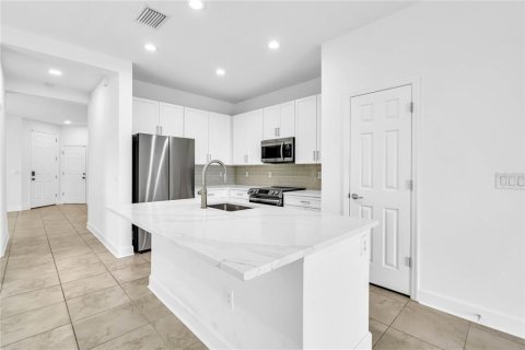 Villa ou maison à louer à Sarasota, Floride: 3 chambres, 146.79 m2 № 2148733 - photo 18