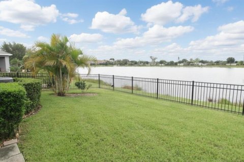 Villa ou maison à louer à Sarasota, Floride: 3 chambres, 146.79 m2 № 2148733 - photo 4