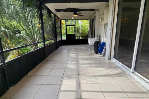 Apartment in Boynton Beach, Florida 3 bedrooms, 128.11 sq.m. № 2261307 - photo 17