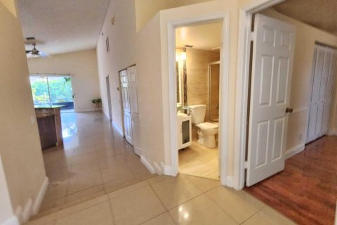 Apartment in Boynton Beach, Florida 3 bedrooms, 128.11 sq.m. № 2261307 - photo 29