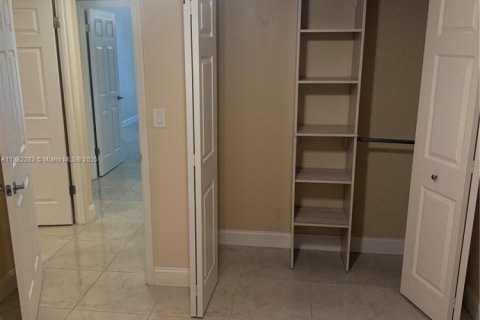 Condo in Aventura, Florida, 3 bedrooms  № 1929468 - photo 11