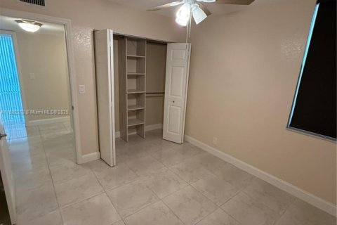Condo in Aventura, Florida, 3 bedrooms  № 1929468 - photo 19