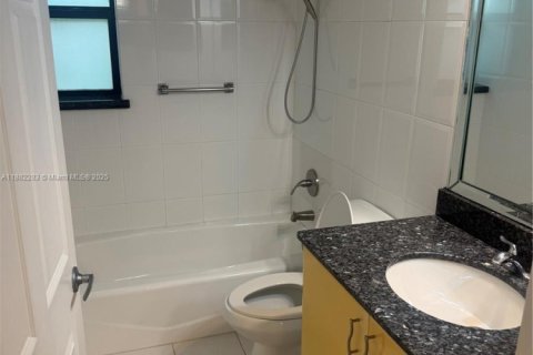 Condo in Aventura, Florida, 3 bedrooms  № 1929468 - photo 13