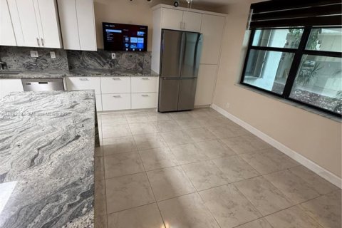 Condo in Aventura, Florida, 3 bedrooms  № 1929468 - photo 4