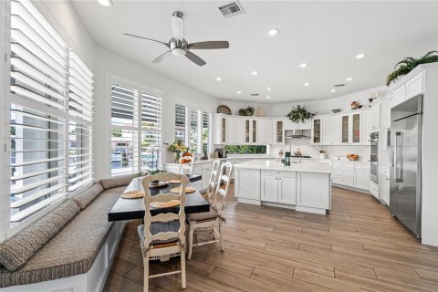 House in Deerfield Beach, Florida 6 bedrooms, 418.8 sq.m. № 2082007 - photo 9