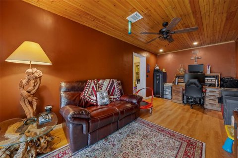 House in Bushnell, Florida 3 bedrooms, 174.93 sq.m. № 1658317 - photo 30