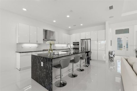 Casa en venta en Bradenton, Florida, 4 dormitorios, 331.38 m2 № 2329225 - foto 6