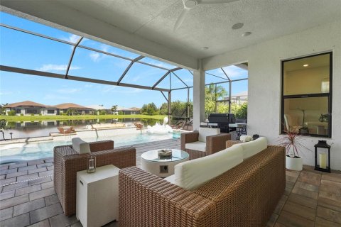 Casa en venta en Bradenton, Florida, 4 dormitorios, 331.38 m2 № 2329225 - foto 13