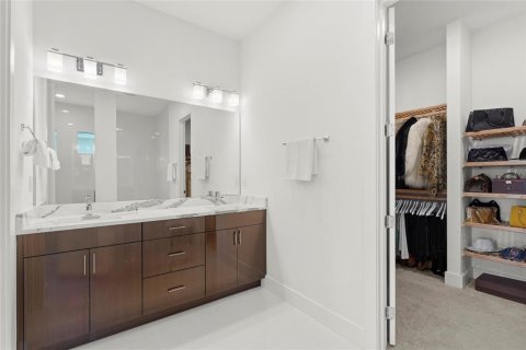 Casa en venta en Bradenton, Florida, 4 dormitorios, 331.38 m2 № 2329225 - foto 10