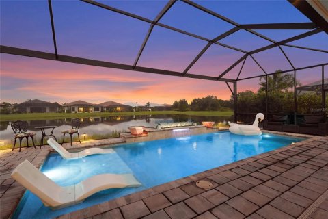 Casa en venta en Bradenton, Florida, 4 dormitorios, 331.38 m2 № 2329225 - foto 2