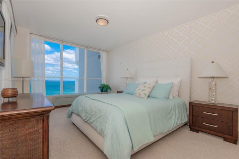 Condominio en venta en Miami Beach, Florida, 2 dormitorios, 116.13 m2 № 1702893 - foto 22