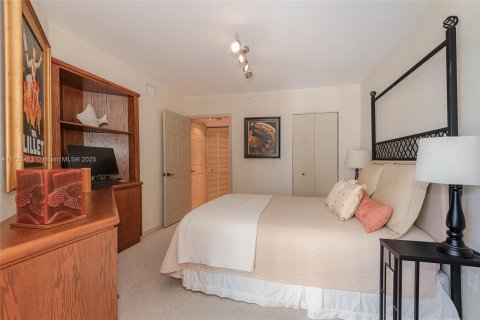Condominio en venta en Miami Beach, Florida, 2 dormitorios, 116.13 m2 № 1702893 - foto 26