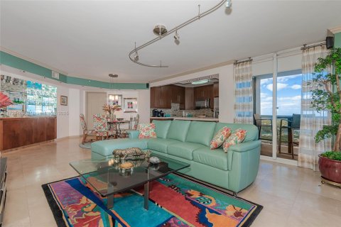 Condominio en venta en Miami Beach, Florida, 2 dormitorios, 116.13 m2 № 1702893 - foto 10