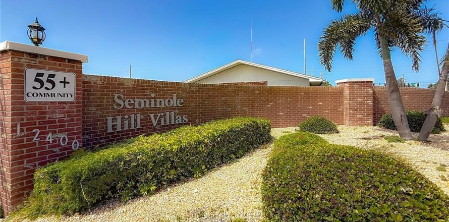 Condominio en Seminole, Florida, 2 dormitorios  № 1618091
