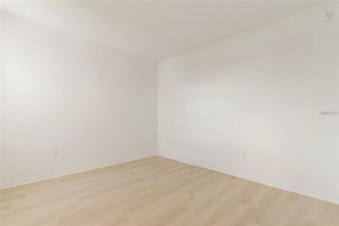 Condo in Orlando, Florida, 1 bedroom № 2239252 - photo 5
