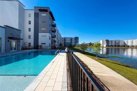 Condo in Orlando, Florida, 1 bedroom № 2239252 - photo 2