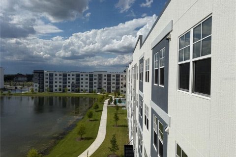 Condo in Orlando, Florida, 1 bedroom № 2239252 - photo 12