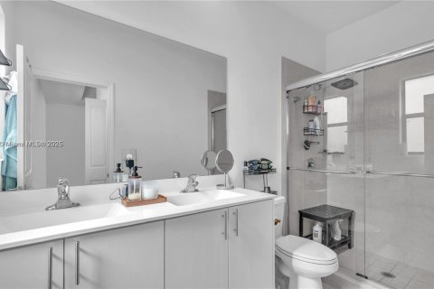 Touwnhouse à vendre à Miami Gardens, Floride: 3 chambres, 124.86 m2 № 1833727 - photo 11