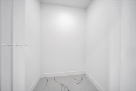 Villa ou maison à vendre à Cape Coral, Floride: 4 chambres, 194.82 m2 № 2028341 - photo 26