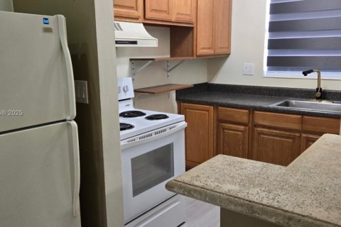 Купить кондоминиум в Майами, Флорида 1 спальня, 52.03м2, № 1700145 - фото 4