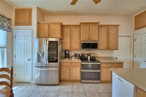 House in Lake Wales, Florida 4 bedrooms, 235.04 sq.m. № 1780834 - photo 3