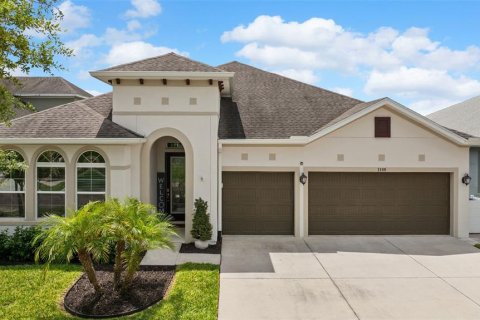 House in Seffner, Florida 4 bedrooms, 240.25 sq.m. № 1619164 - photo 2