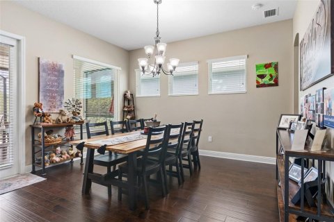 House in Seffner, Florida 4 bedrooms, 240.25 sq.m. № 1619164 - photo 15