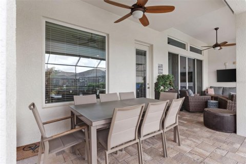 House in Seffner, Florida 4 bedrooms, 240.25 sq.m. № 1619164 - photo 22