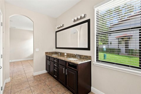 Touwnhouse à vendre à Davenport, Floride: 4 chambres, 191.38 m2 № 2391679 - photo 28